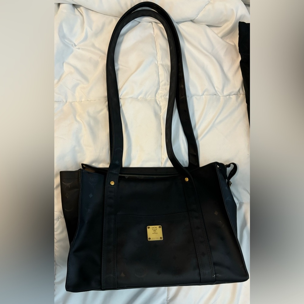 Gorgeous MCM XL strap Black Tote